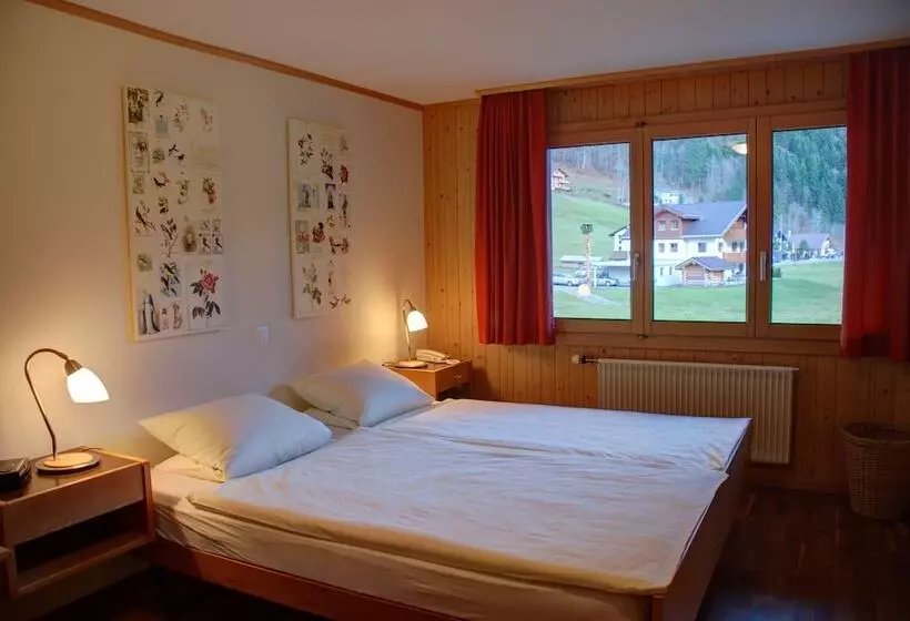 Basis Zimmer, Garni Hostatt