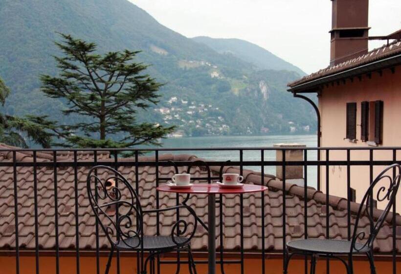 غرفة قياسية مزوَّدة بشُرفة, Locanda Castagnola