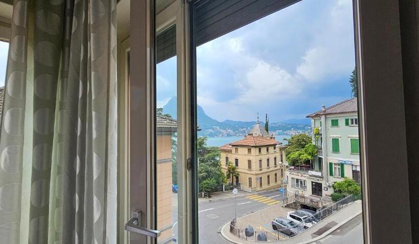 اتاق استاندارد با چشم‌انداز دریاچه, Locanda Castagnola