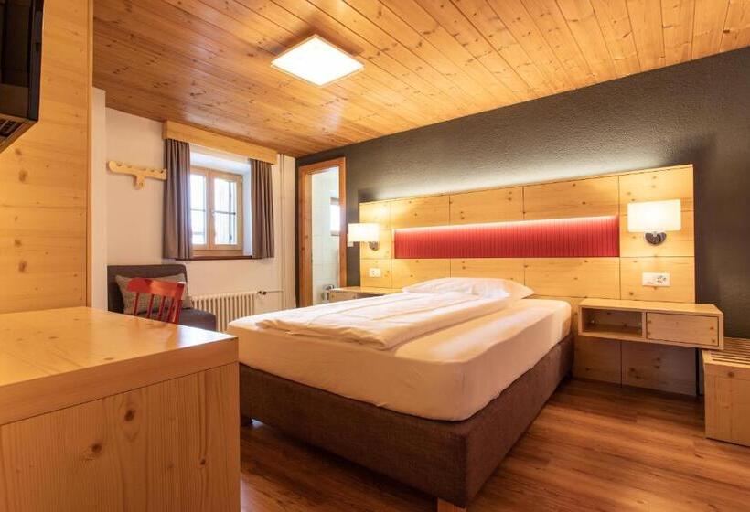 غرفة قياسية فردية, Meisser Lodge