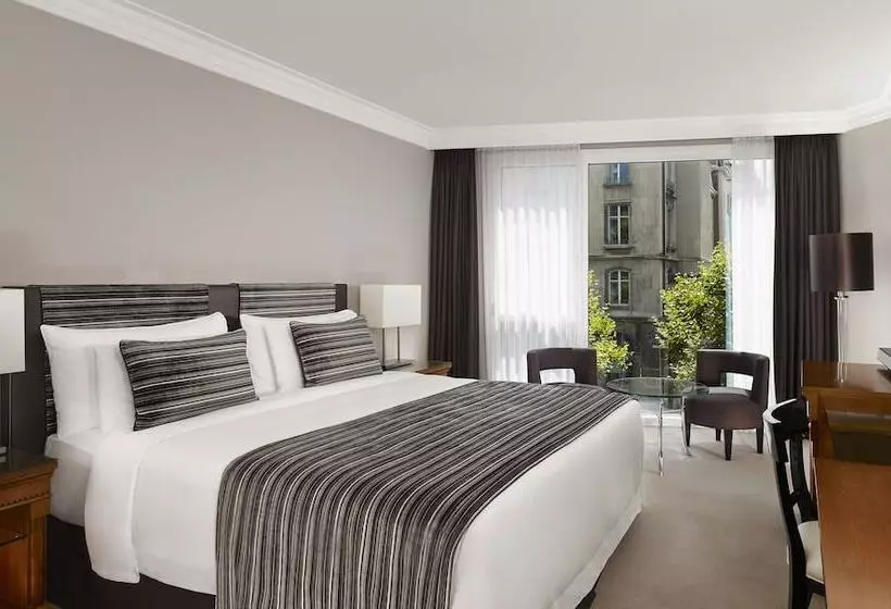 اتاق سوپریور با چشمانداز شهر, President Wilson, A Luxury Collection Hotel, Geneva