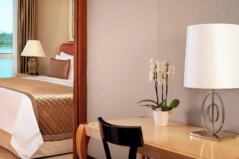 اتاق لوکس با تخت بزرگ, President Wilson, A Luxury Collection Hotel, Geneva