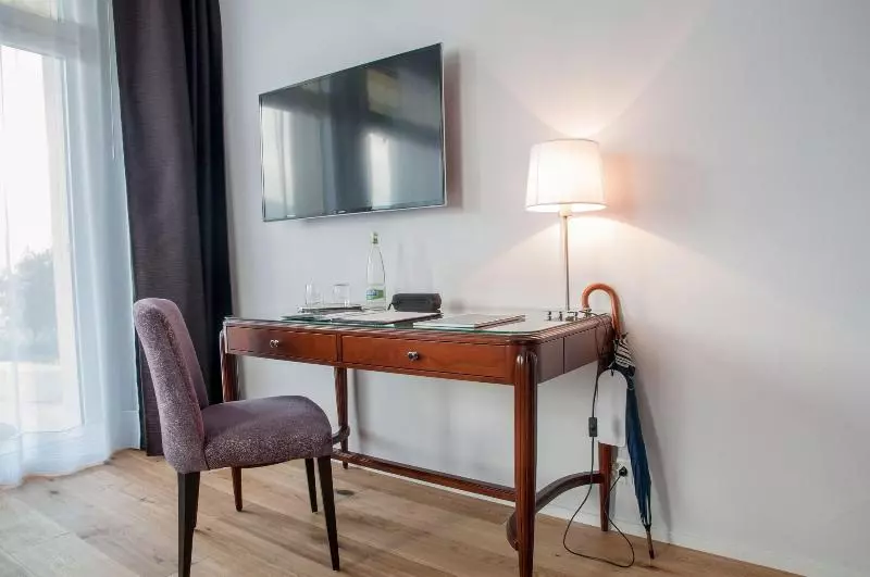 シングルデラックスルーム, Romantik Hotel Beau Rivage Weggis