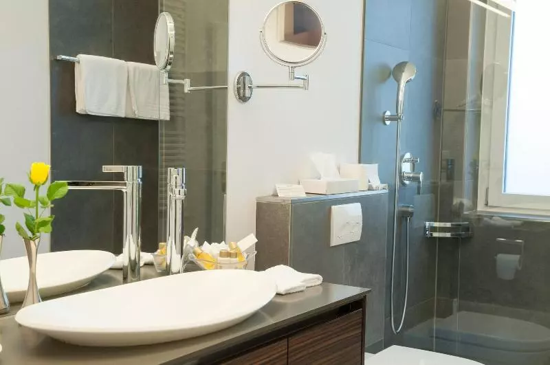 レイクビュースタンダードルーム, Romantik Hotel Beau Rivage Weggis