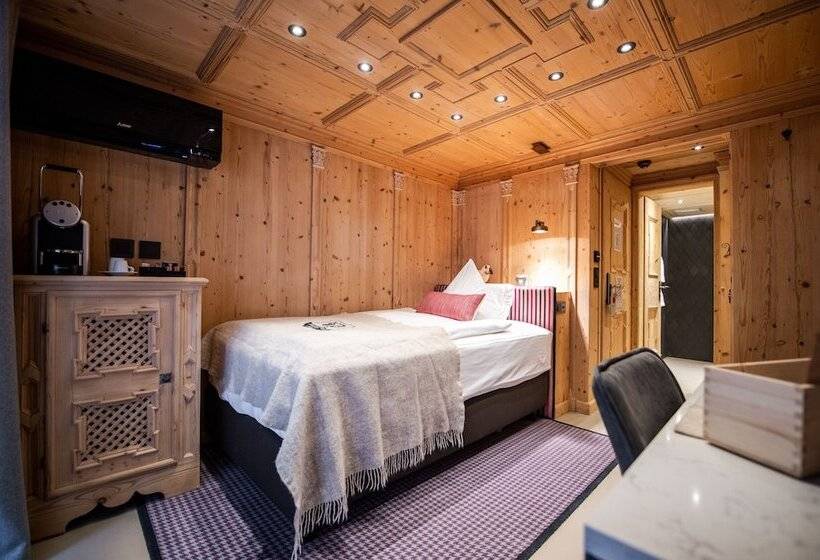 اتاق استاندارد یک نفره, Tradition Julen