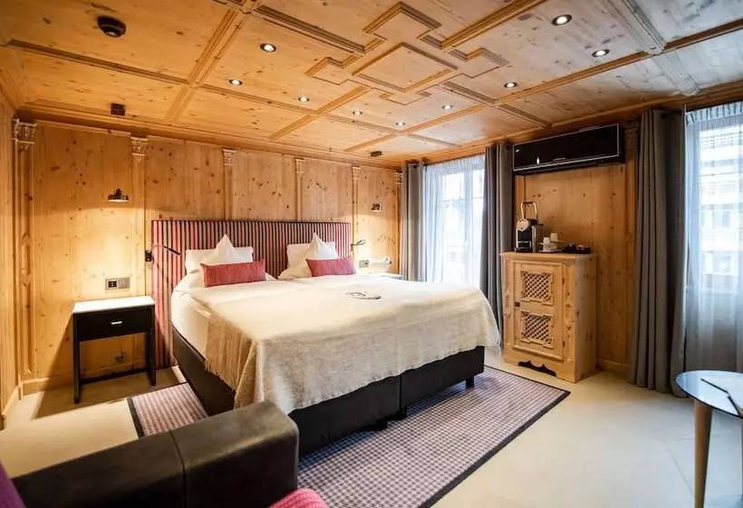 Standardzimmer, Tradition Julen