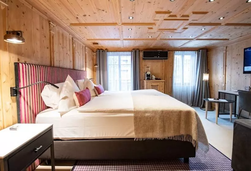 Standardzimmer, Tradition Julen