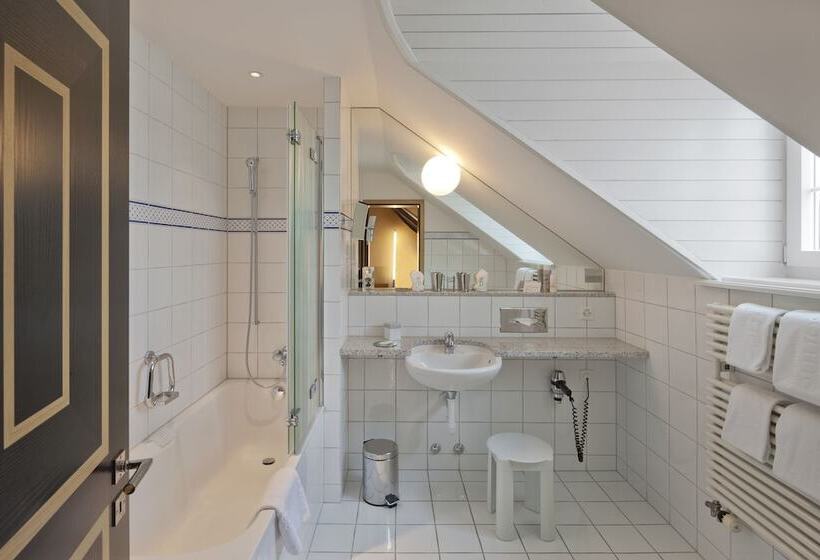 חדר דלוקס נוף לאגם, Romantik Seehotel Sonne