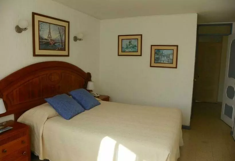 Standardzimmer, Savona