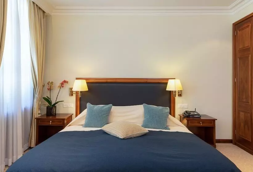 Chambre Supérieure, Suvretta House