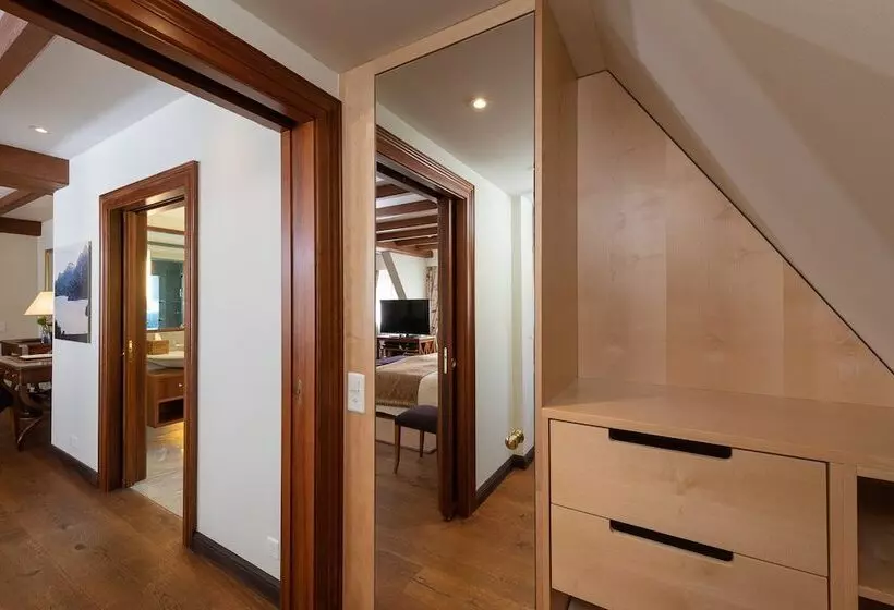Suite, Suvretta House