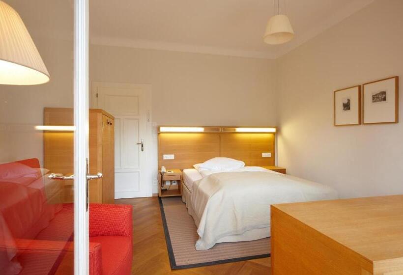 高级单人间, Waldhaus Sils