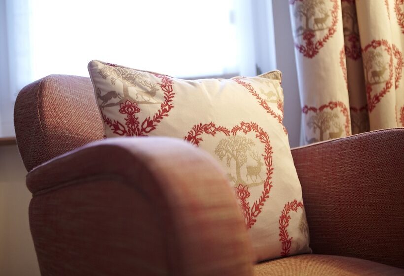 חדר משפחתי, Walther   Relais & Châteaux