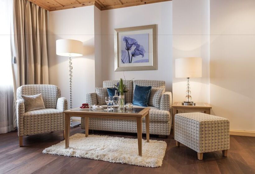 סוויטת ג'וניור, Walther   Relais & Châteaux