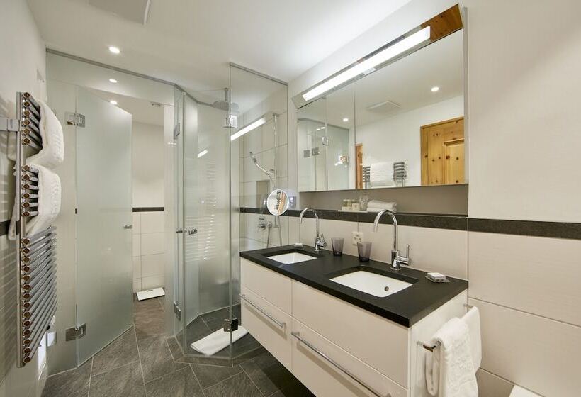 סוויטת ג'וניור, Walther   Relais & Châteaux