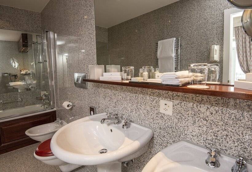 Klassisk Svit, Hôtel Des Trois Couronnes & Spa   The Leading Hotels Of The World
