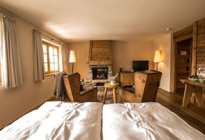 جناح, Maiensässhotel Guarda Val