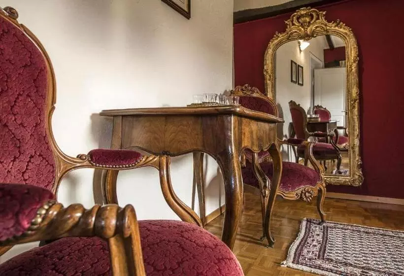 スイート, Swiss Historic Hotel Villa Carona