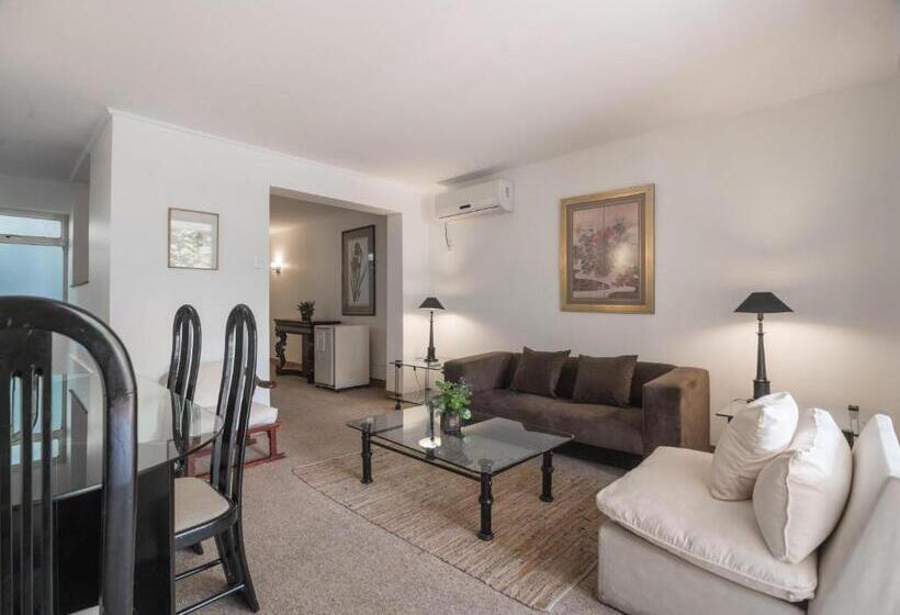 סוויטה משפחתית, Acacias De Vitacura