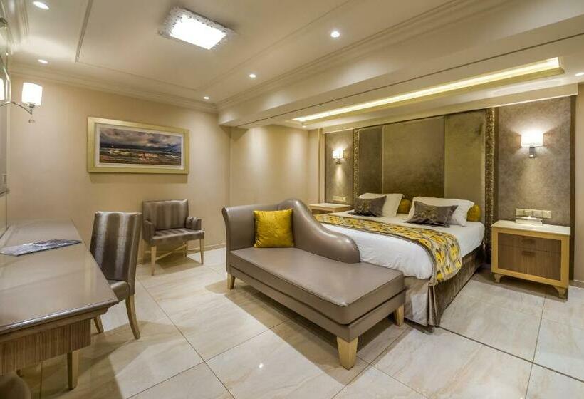 带皇后床的套间, Adams Beach Hotel & Spa