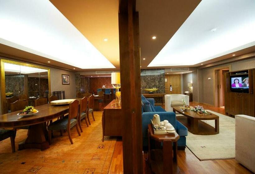 جناح رئاسى, Adams Beach Hotel & Spa