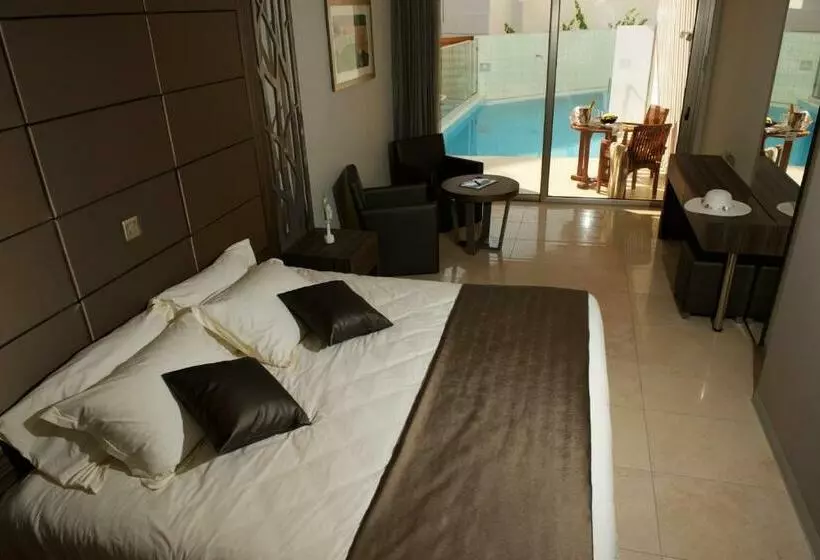 Deluxe-huone, Adams Beach Hotel & Spa