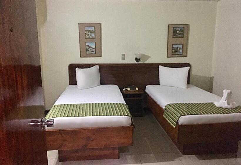 Номер Стандарт, Ambassador