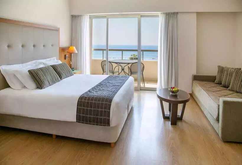 اتاق لوکس با چشم‌انداز دریا, Atlantica Miramare Beach
