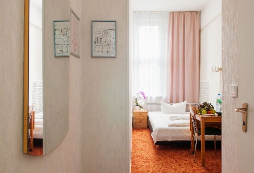 اتاق استاندارد یک نفره, Bellevue Am Kurfürstendamm
