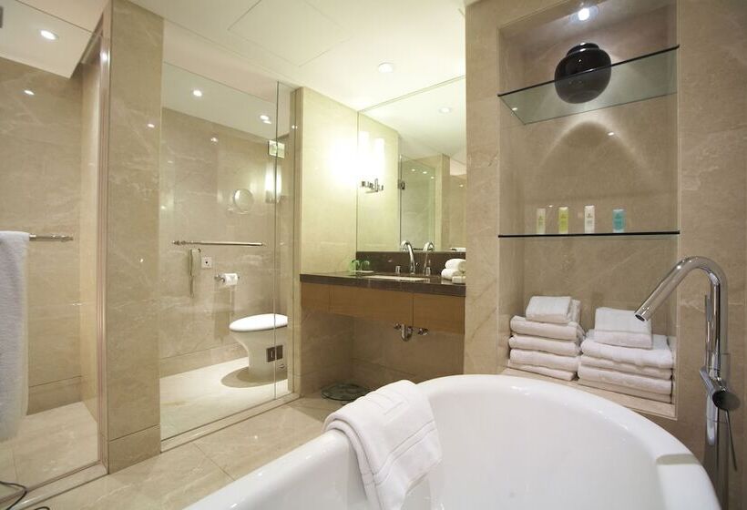 行政房间, Jin Jiang Tower