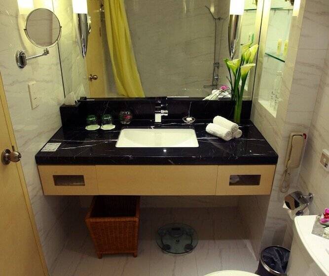 琮城市景观的豪华间, Jin Jiang Tower