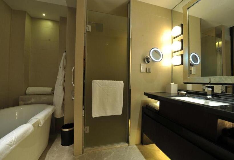 스탠다드 룸 킹사이즈 침대, Jinling