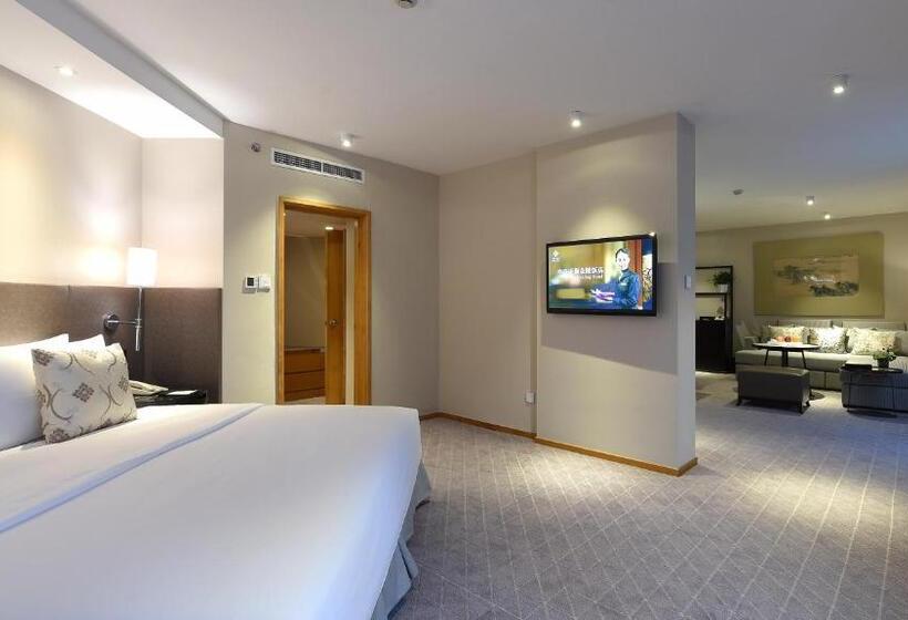 시니어 스위트, Jinling