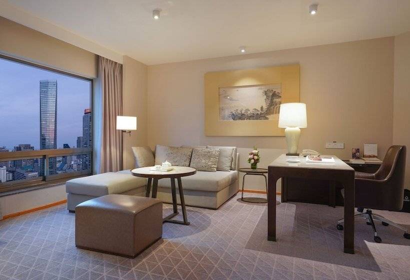 이그제큐티브 룸, Jinling