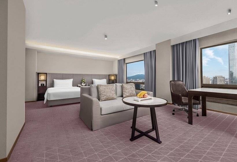 이그제큐티브 룸, Jinling