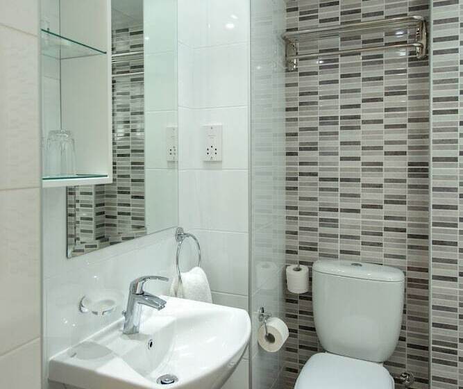 Семейный Номер, Kapetanios Bay Hotel Protaras