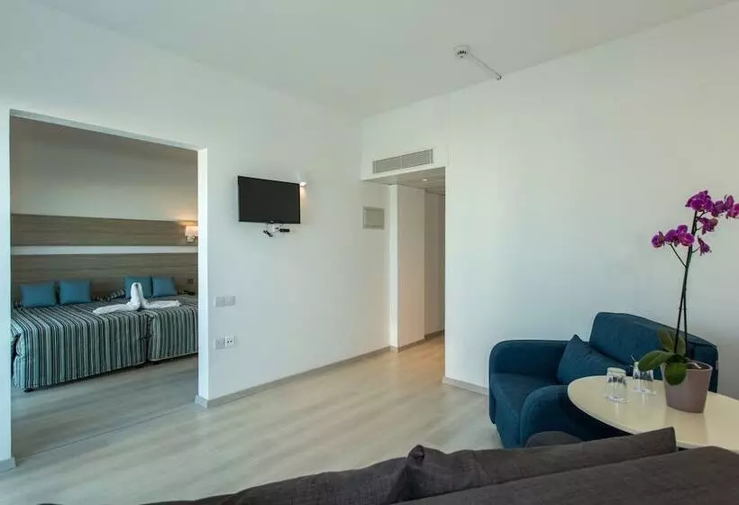 ファミリールーム, Kapetanios Bay Hotel Protaras