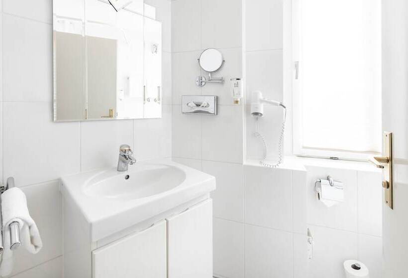 اتاق استاندارد, Kronprinz Berlin