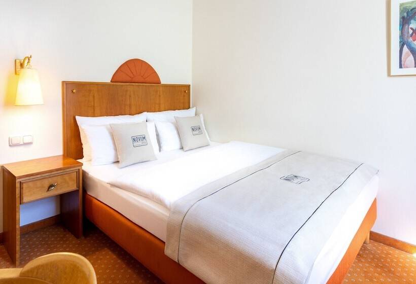 اتاق استاندارد, Kronprinz Berlin