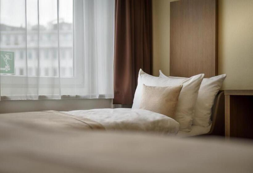 컴포트 룸, Norddeutscher Hof