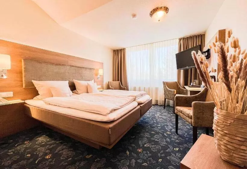 Comfort Single Room, Restaurant Vier Linden