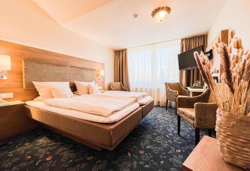 غرفة كومفورت, Restaurant Vier Linden