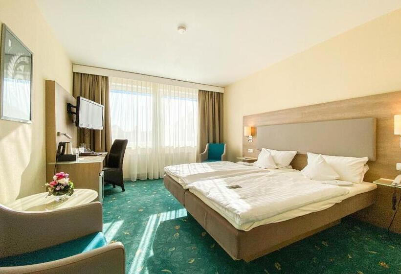 غرفة كومفورت, Restaurant Vier Linden