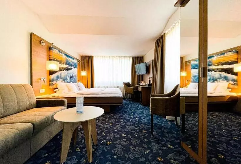 Suite with Balcony, Restaurant Vier Linden