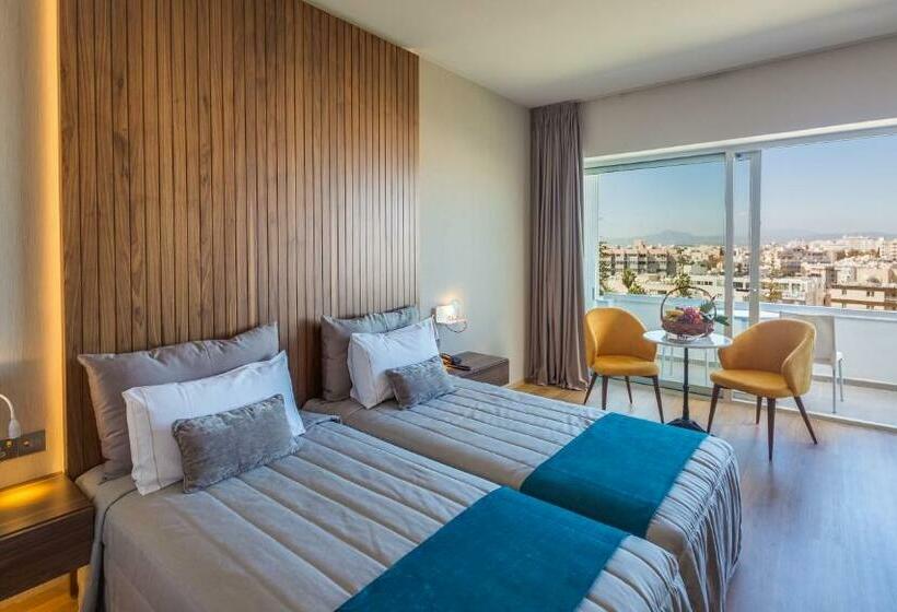 اتاق استاندارد با چشم‌انداز شهر, Sun Hall