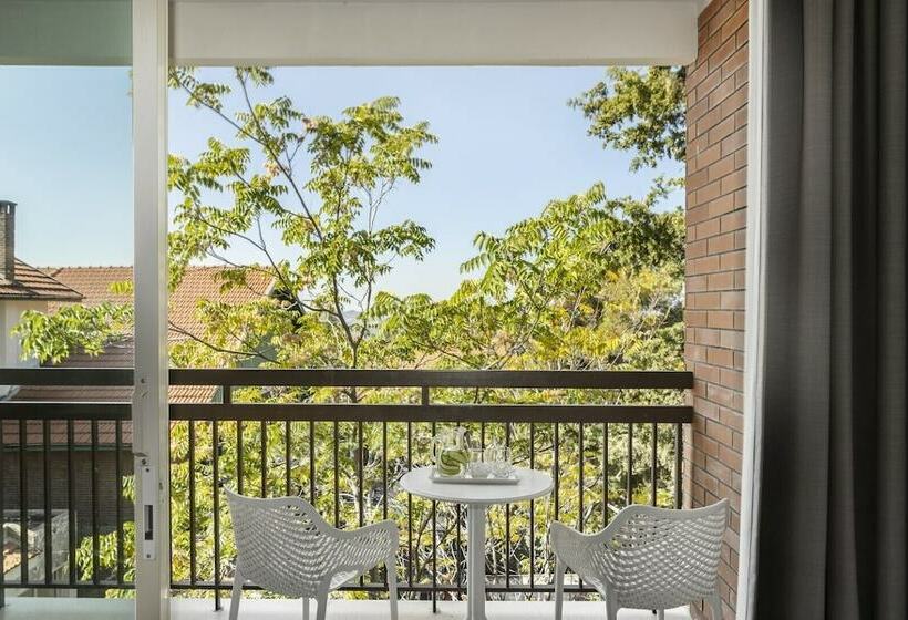 스탠다드 룸, Forest Park