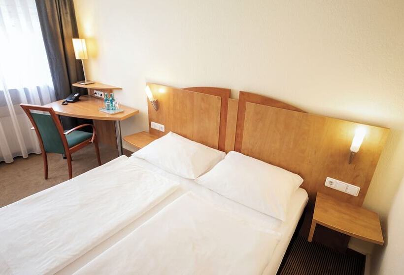 Номер Комфорт, Achat Hotel Braunschweig