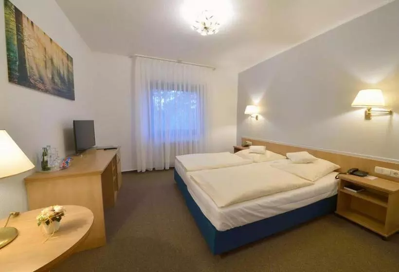 Standard Room, Bertram