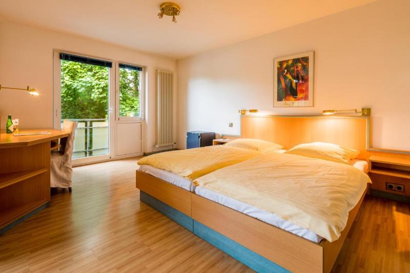 ビジネスルーム, Buschhausen