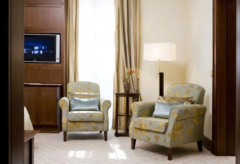 اتاق لوکس, Excelsior Hotel Ernst Am Dom